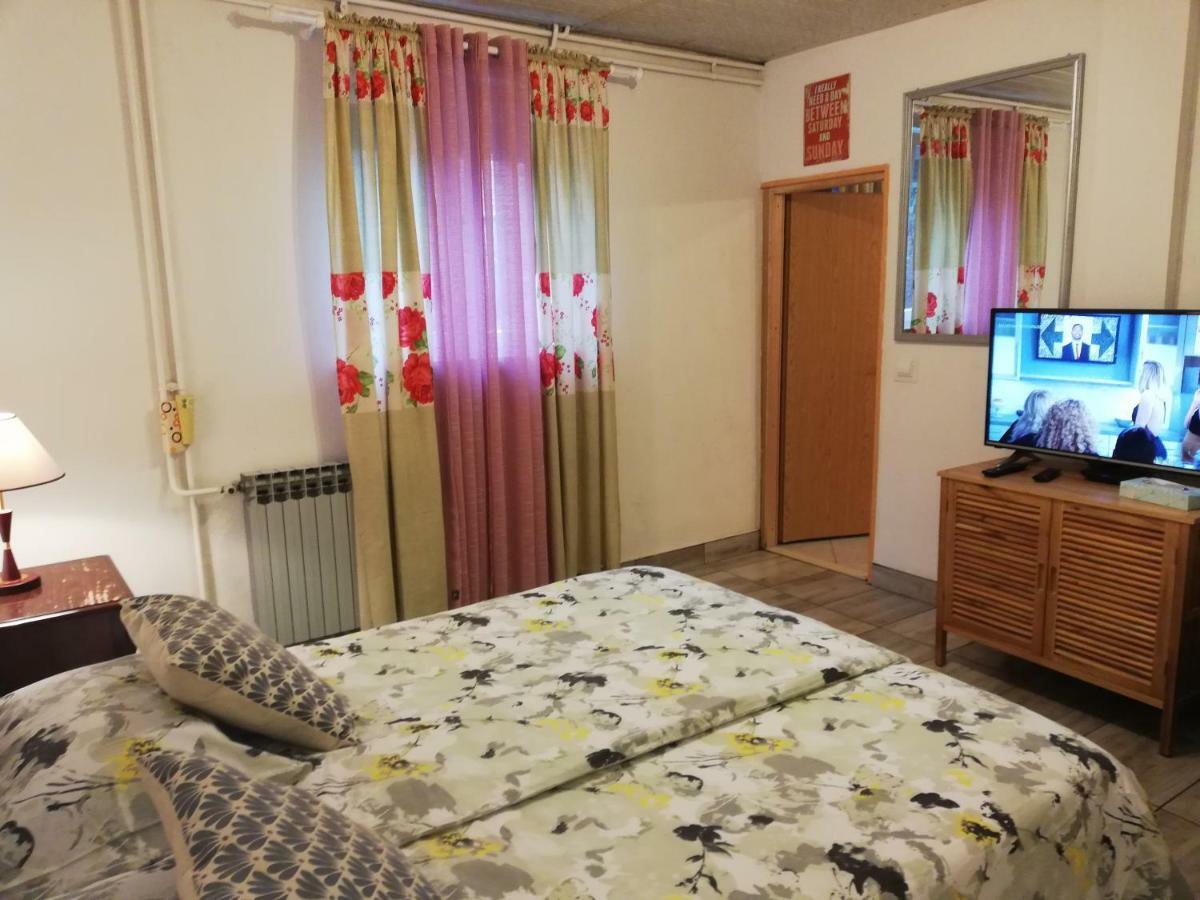 Apartman Teuta Zagreb Buitenkant foto